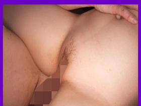 借金を返さないクズ旦那の代わりにカラダで支払うことになった哀れな人妻　サンプル画像09